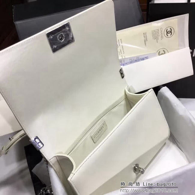 香奈兒CHANEL竭誠精品CHANEL大號67086經典最新款 單肩斜挎鏈條包 DSC1401